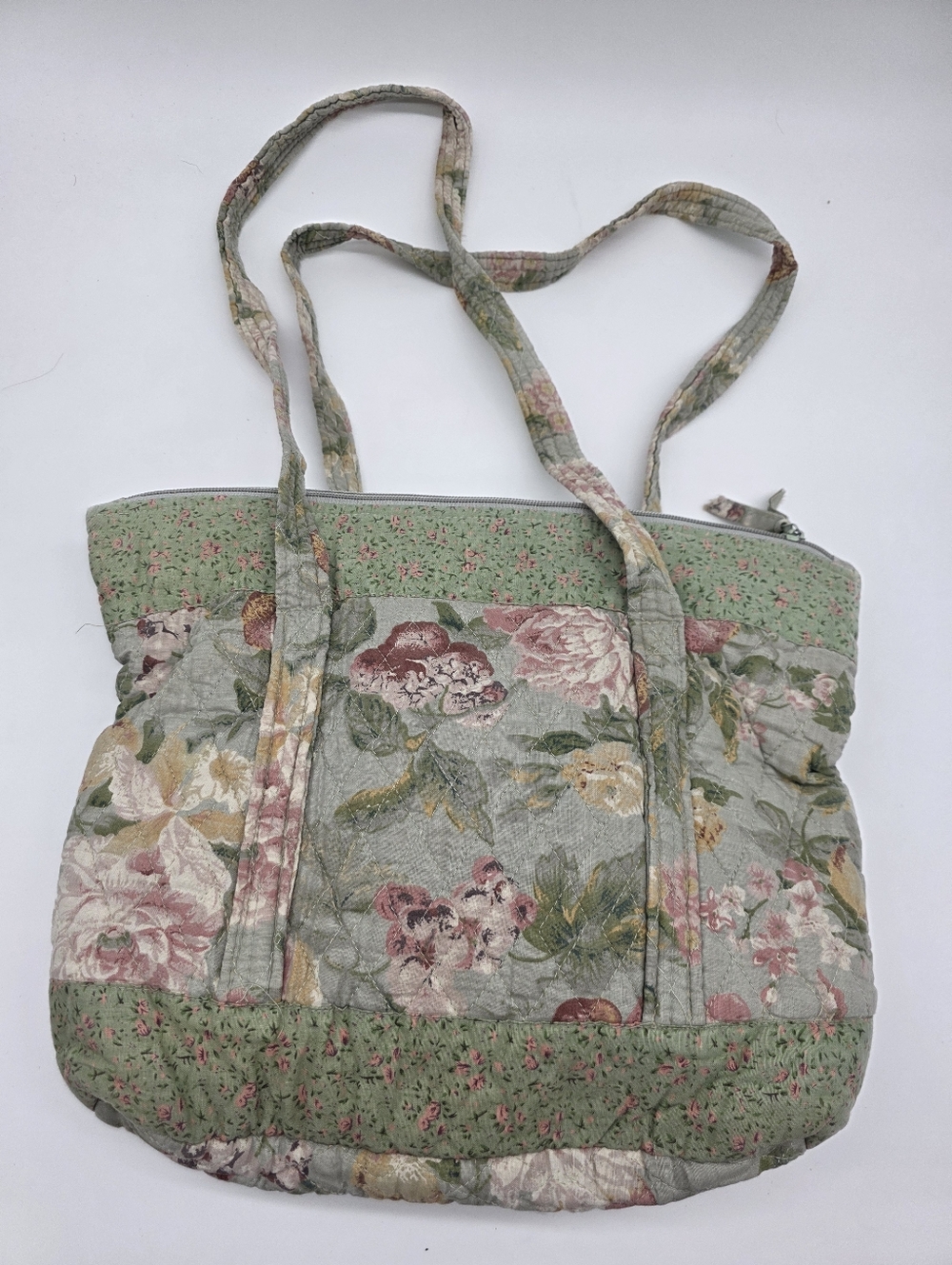Vtg Quilted Floral Tote Bag in Sage Green